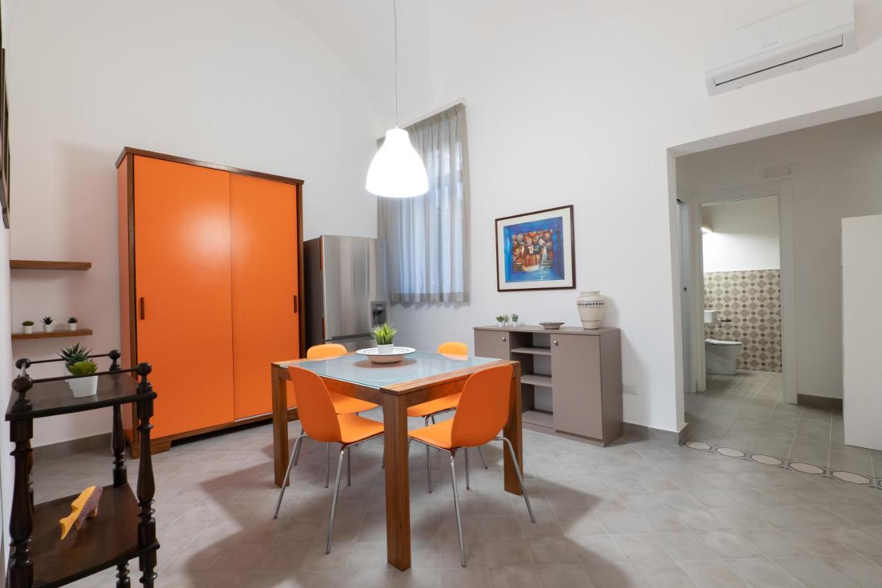 Appartamento Woodenloft14 Aeroporto di Catania Fontana Rossa Esterno foto
