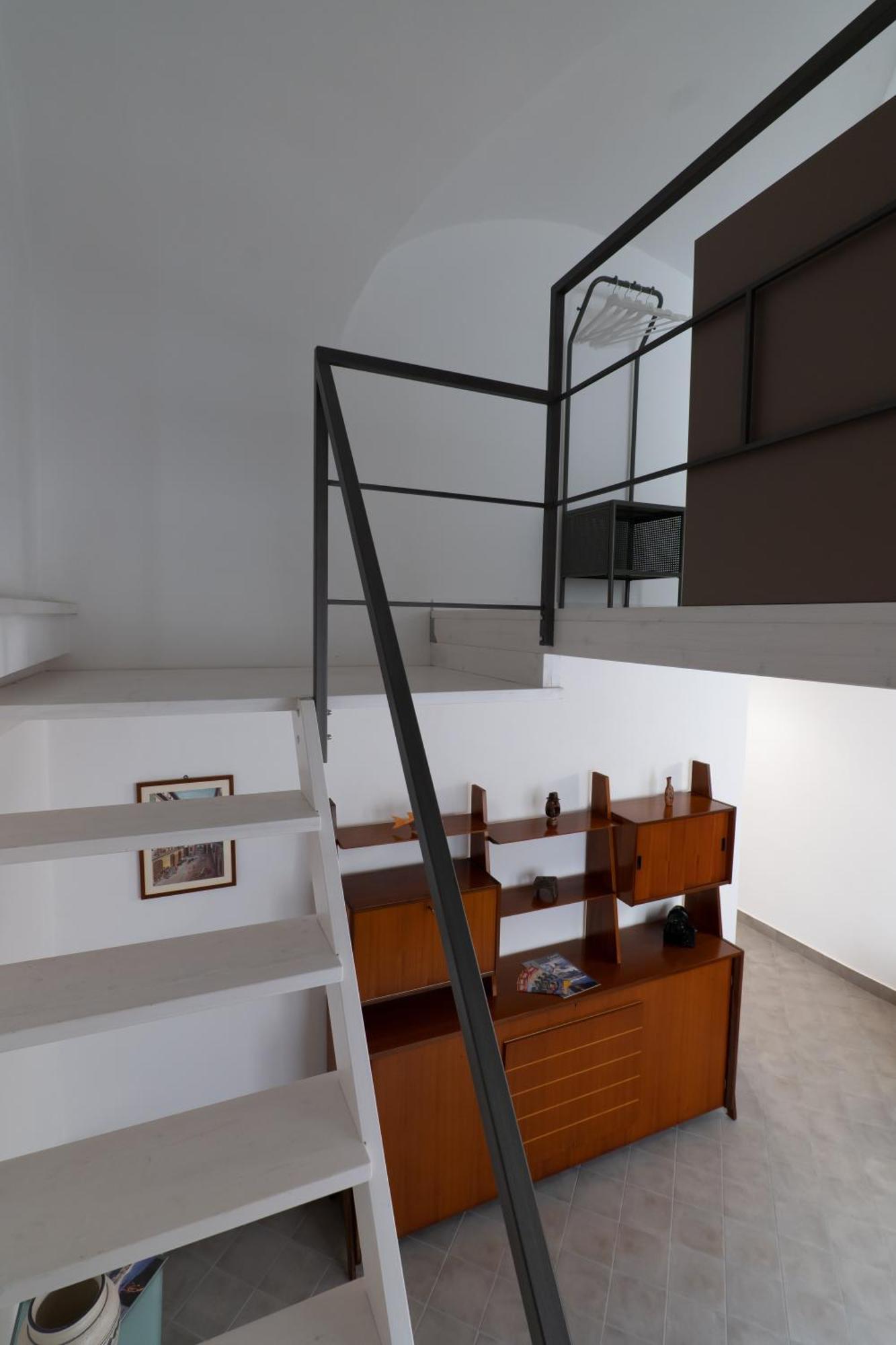 Appartamento Woodenloft14 Aeroporto di Catania Fontana Rossa Esterno foto